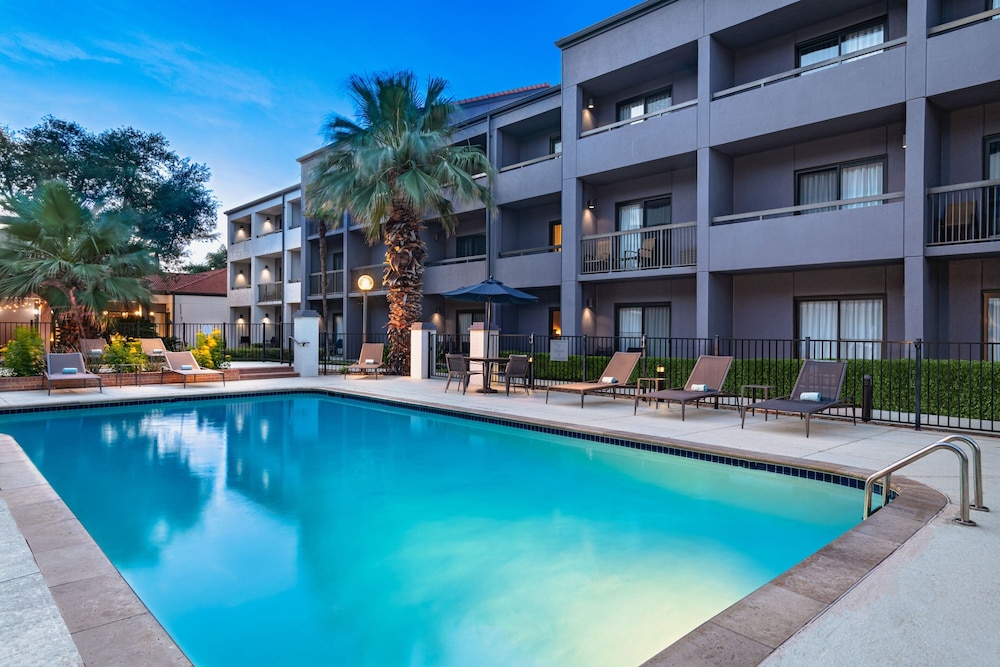 Courtyard by Marriott San Antonio Downtown/Market Square