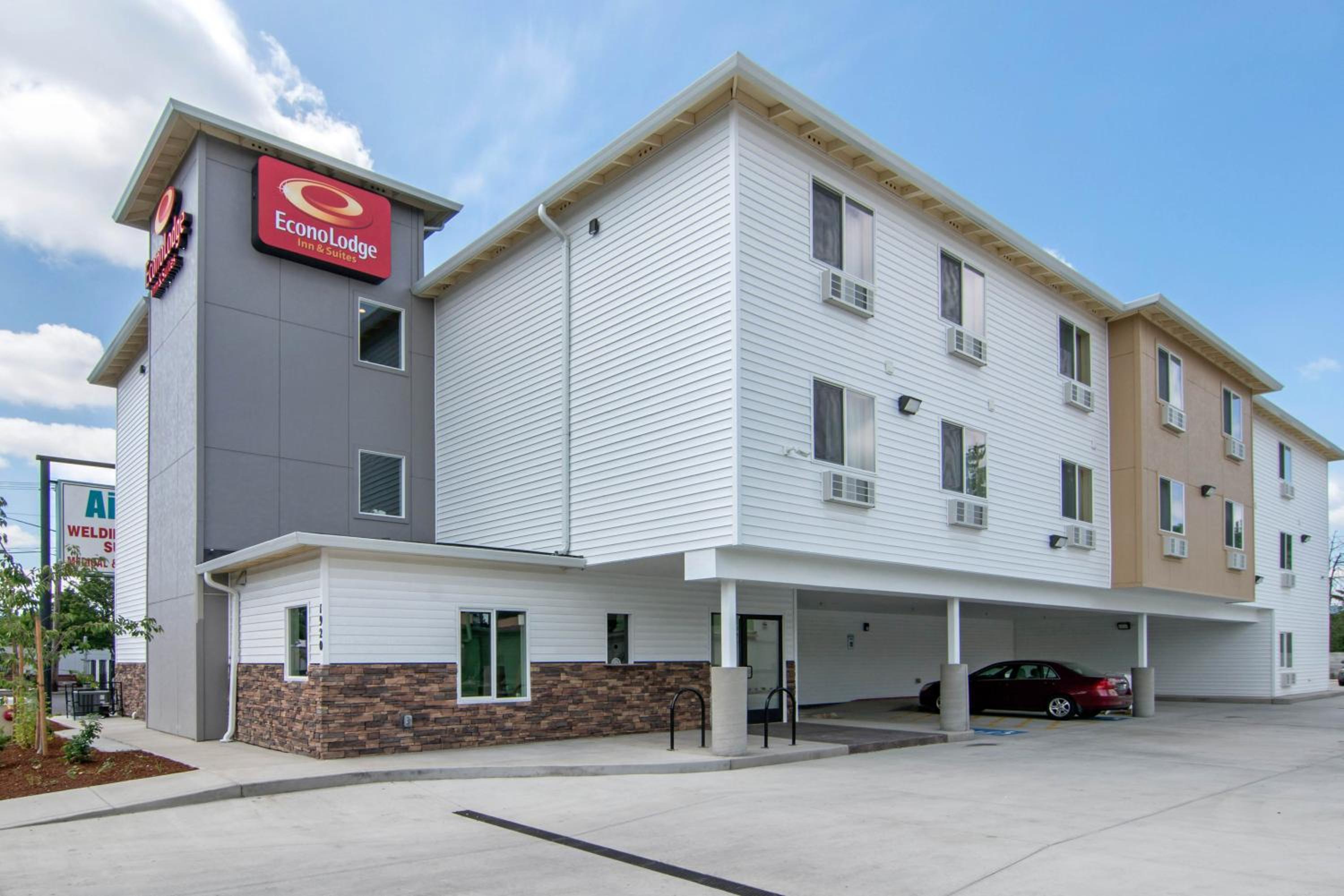 Econo Lodge Inn & Suites Springfield Main Street