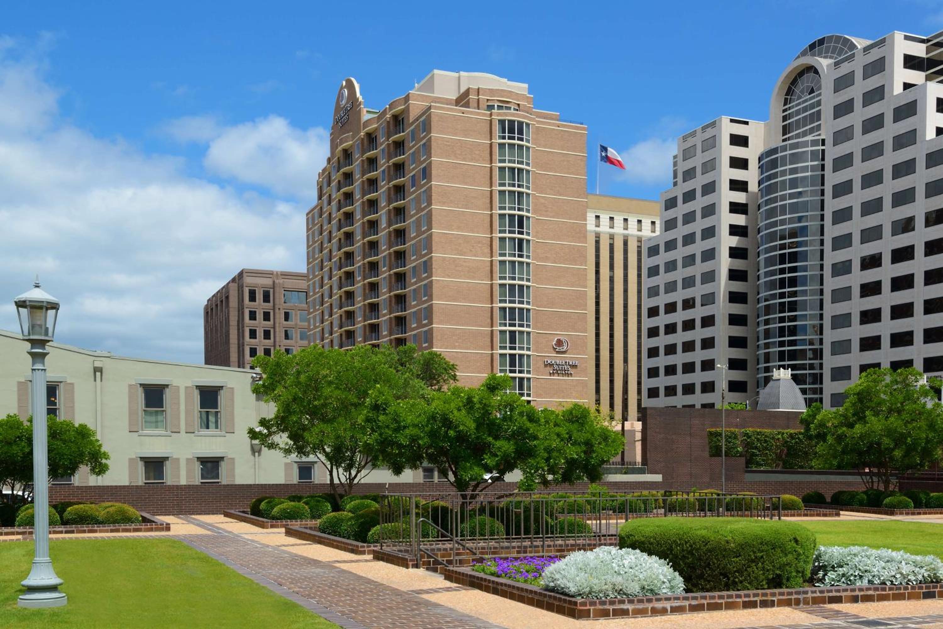 DoubleTree Suites by Hilton Austin Downtown Capitol