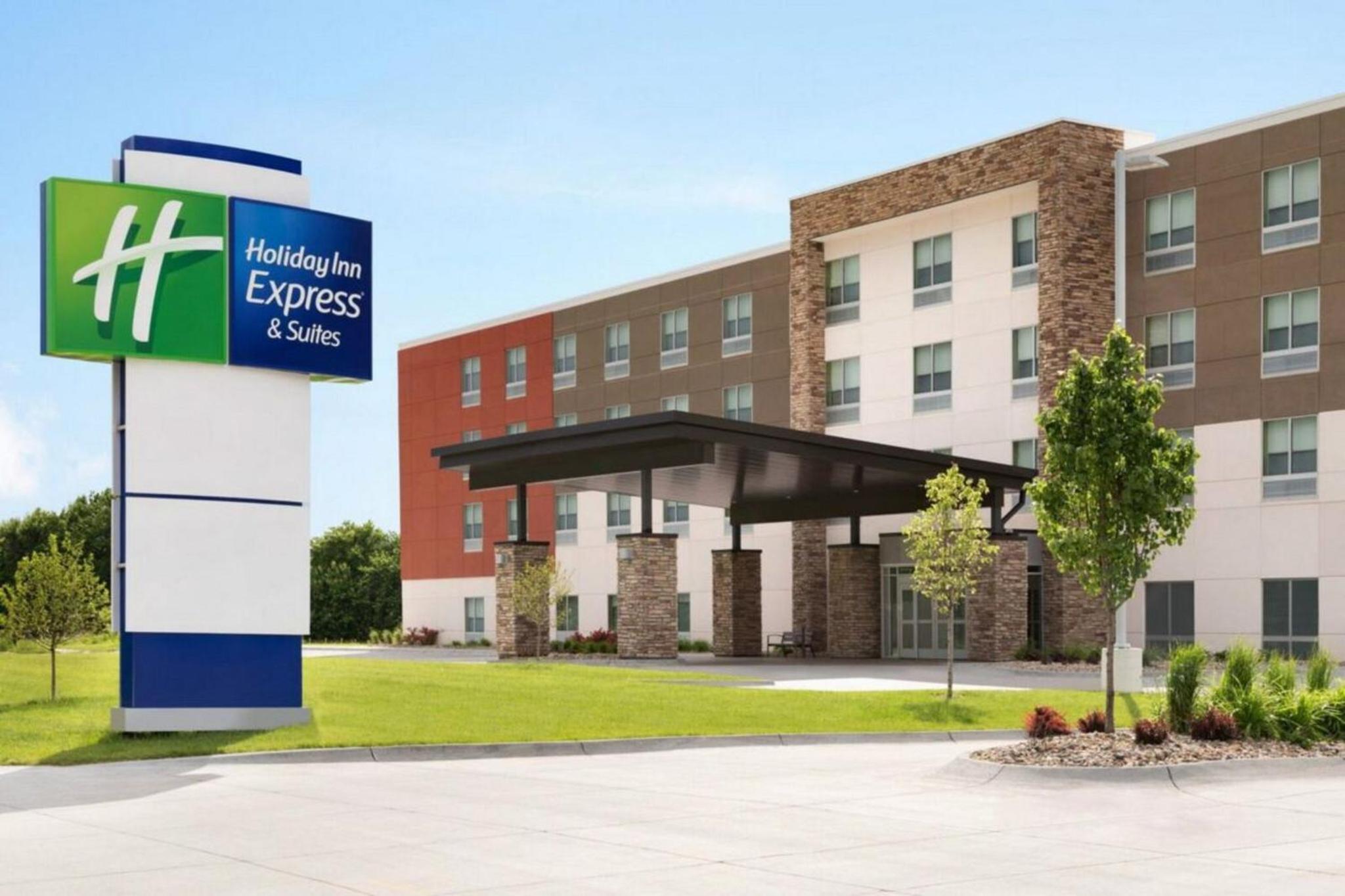 Holiday Inn Express & Suites Murfreesboro West by IHG