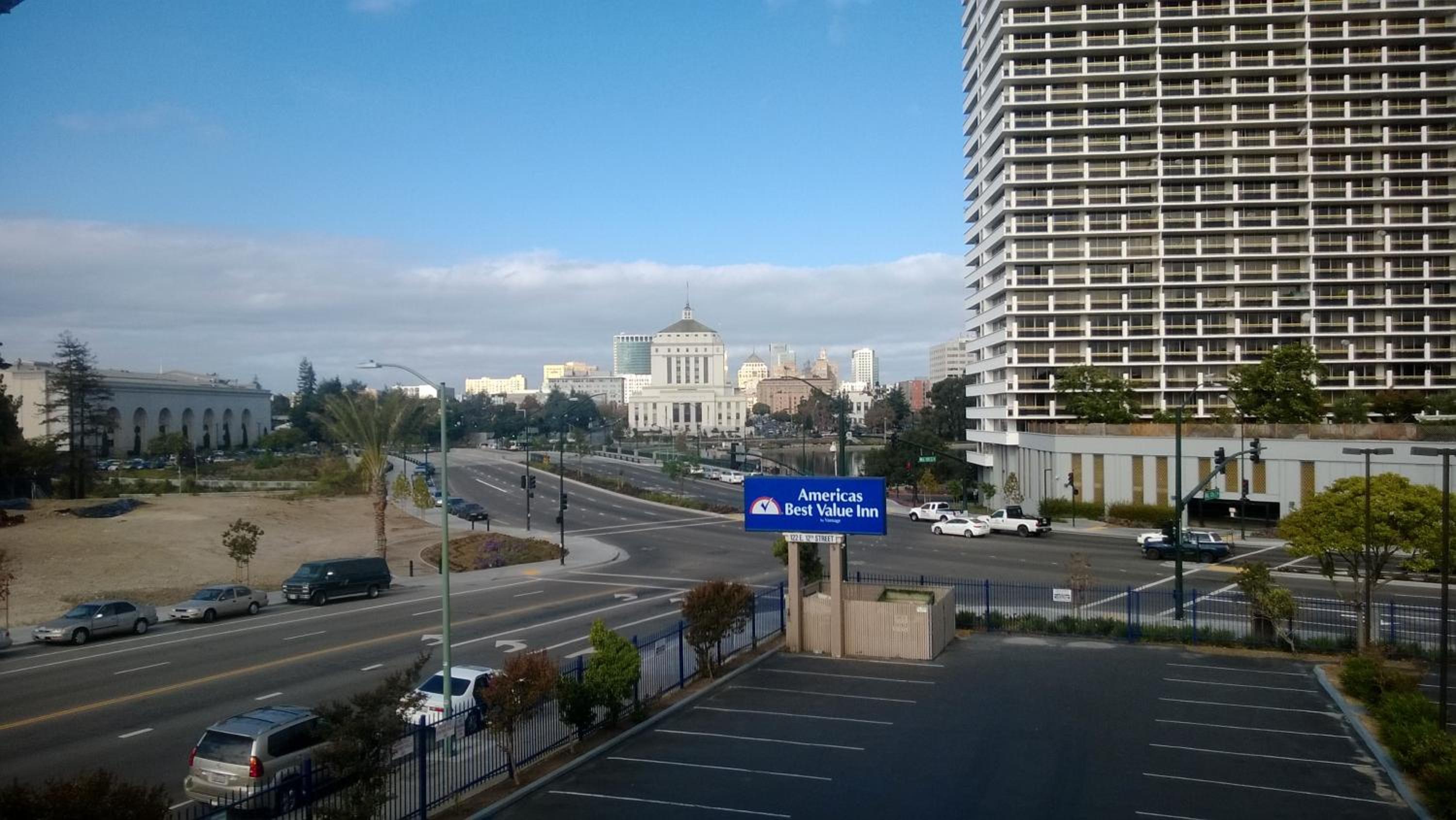 Econo Lodge Oakland Lake Merritt Area